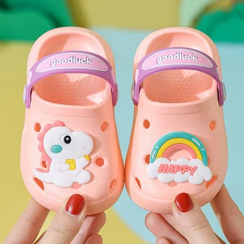 2022 Verão Bebê Sandálias para Meninas Meninos Crianças Chinelos de quarto Macio Anti-Derrapante Bonito Unicórnio Buraco Sapatos de Bebês, Crianças Sandália de Praia