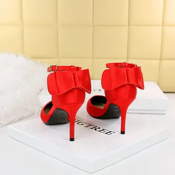 2023 Moda Primavera Mulheres 8cm Vermelho Fino Salto Alto Bombas Stiletto Doce Senhora Borboleta Nós Office Senhoras Sapatos de Vestido de Noiva