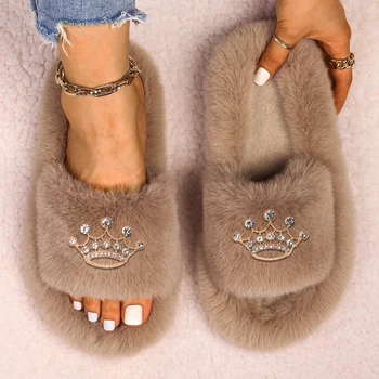 Mulheres de Chinelos, Sapatos de Peles Slides Luxo Strass Coroa Sandálias Designer Flip Flop Feminino de Inverno de Pelúcia Chinelos de quarto 2022